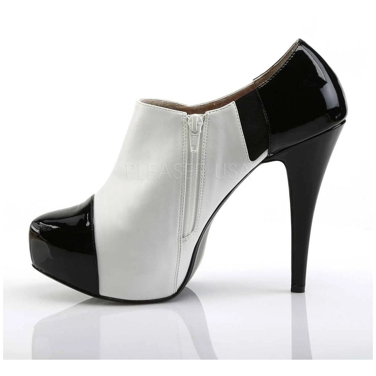 Black/White 11 A754673