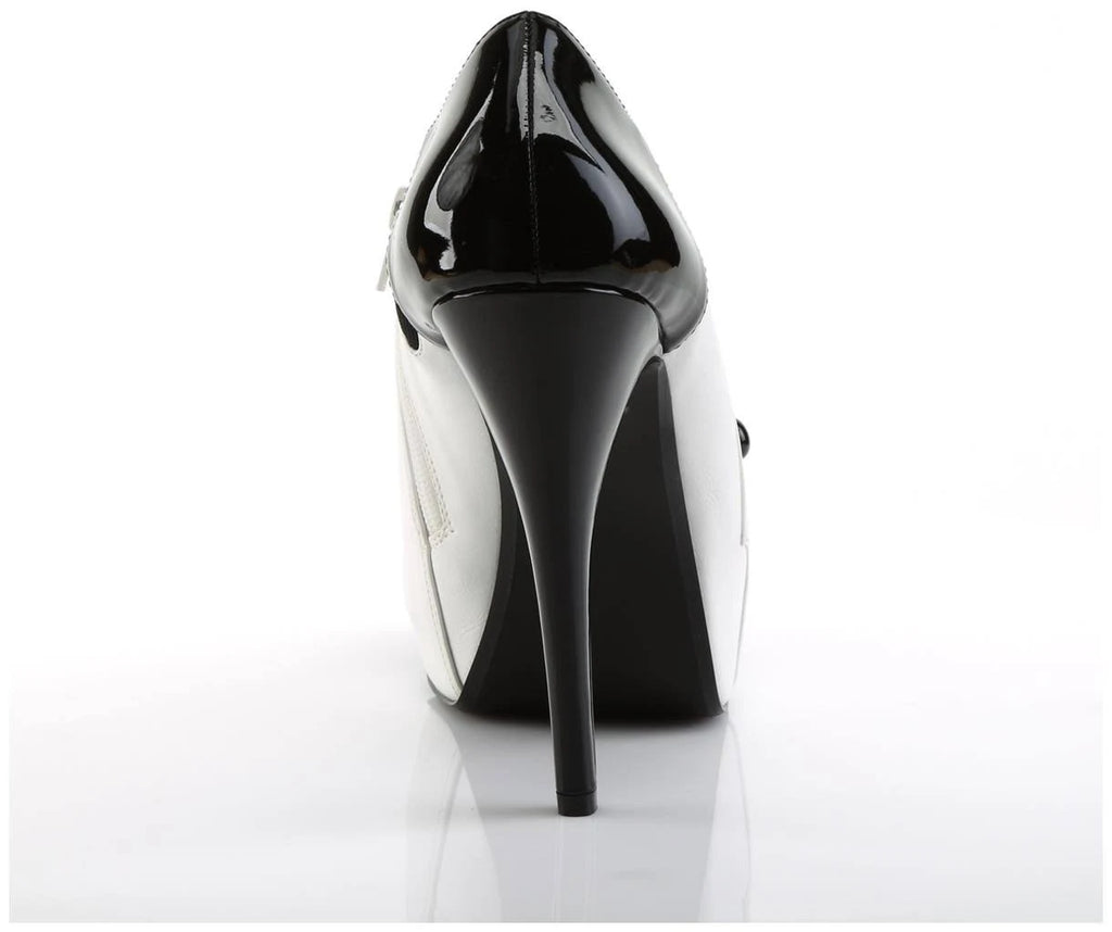Black/White 11 A754673