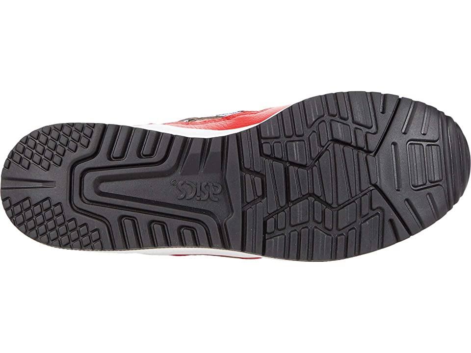 Classic Red Sneakers T96047