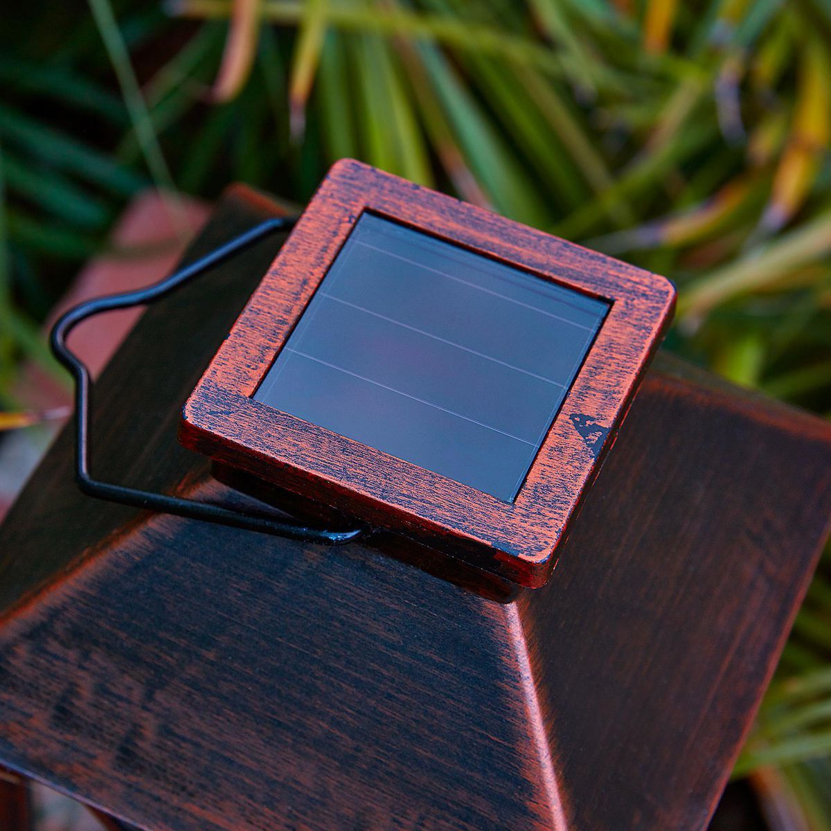 11 in. Solar LED Lantern B828