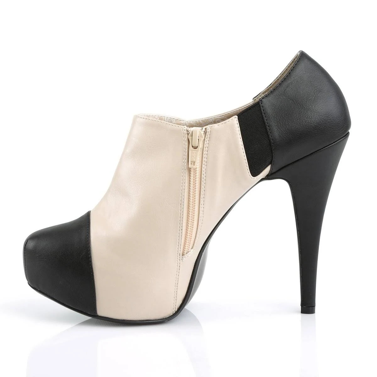Black/White 11 A754673