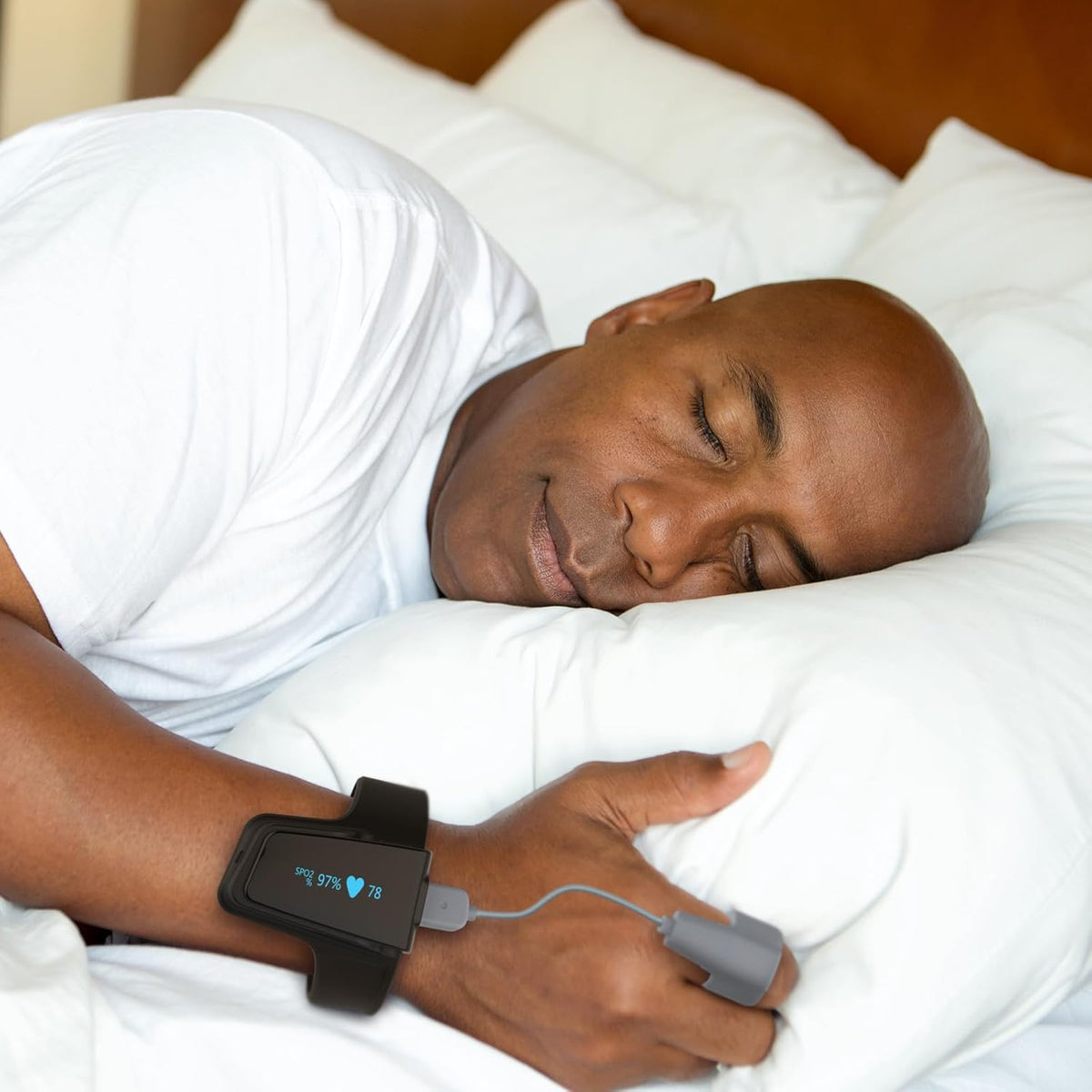 Continuous Wrist Pulse Oximeter with Bluetooth, 72 Hours Endurance Tracking SpO2 and Pulse Rate W525447