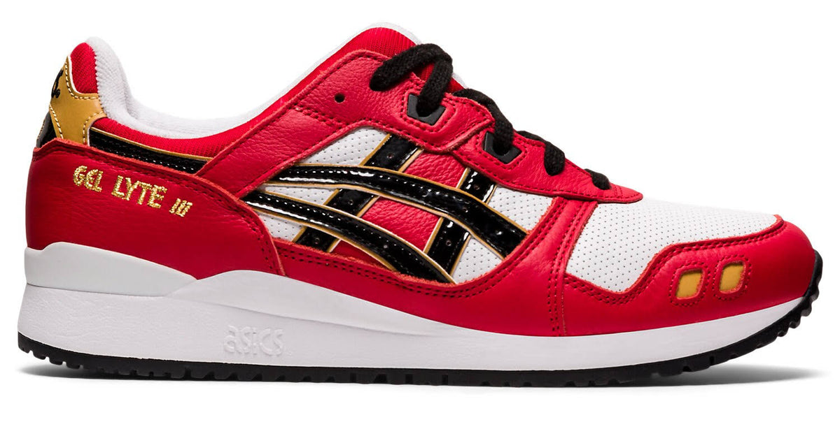 Classic Red Sneakers T96047
